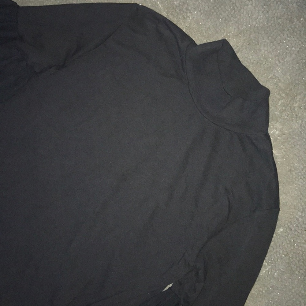 Top - Picture 2 of 3